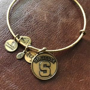 Gold Syracuse Bracelet